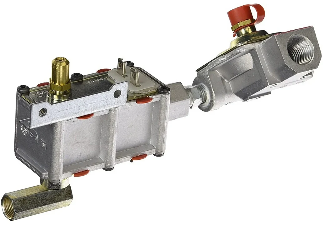GE Range /Oven Valve and Pressure Regulator - WB19K10043, Replaces: WB19K10017
